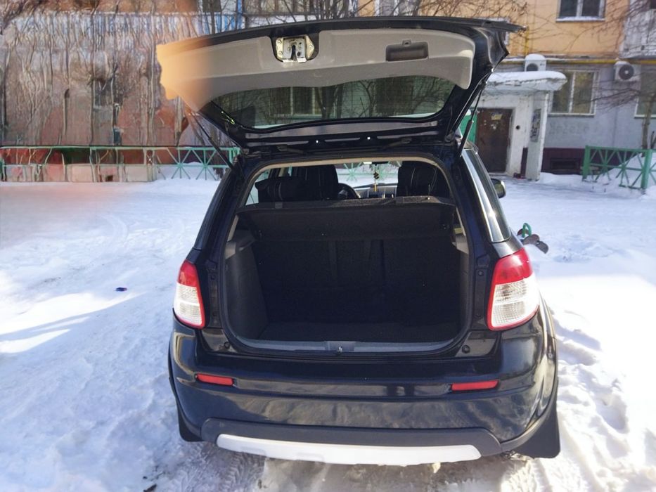 Продам автомобиль Suzuki SX4