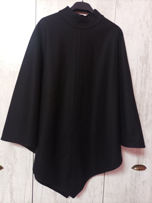 Зимно връхно пончо