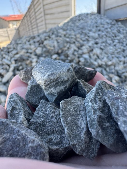 Piatra concasata/ piatra decorativa