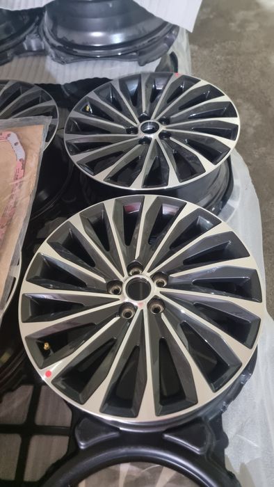 Kia hyundai orginal diskala. R20 R18