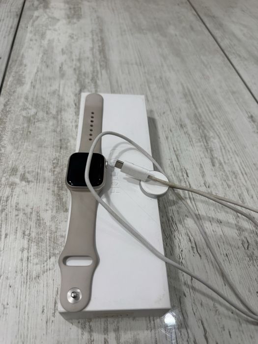 Apple Watch 9 41 mm сатылады