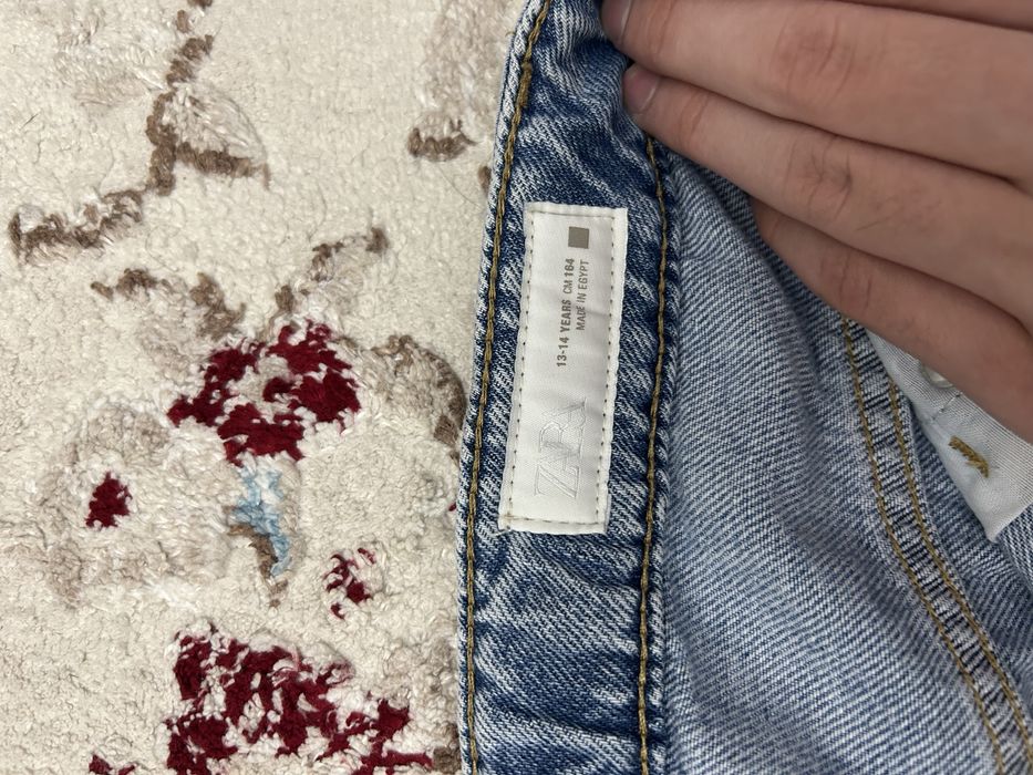 Оригинальные джинсы Zara