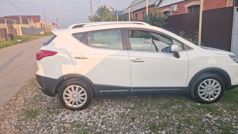 Продам JAC S3 в отличном состоянии