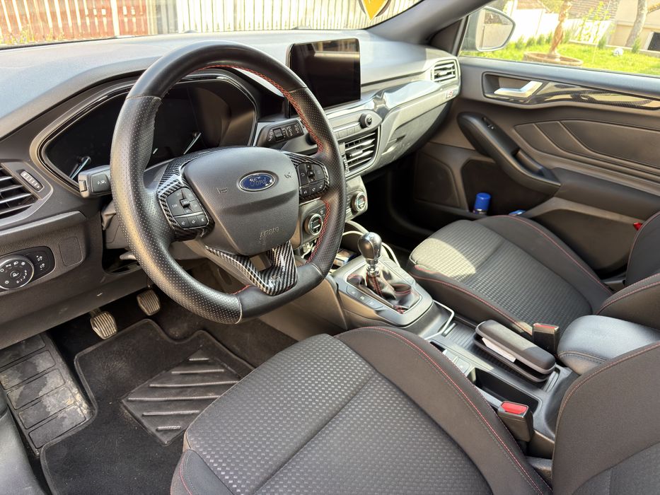 Ford focus st line