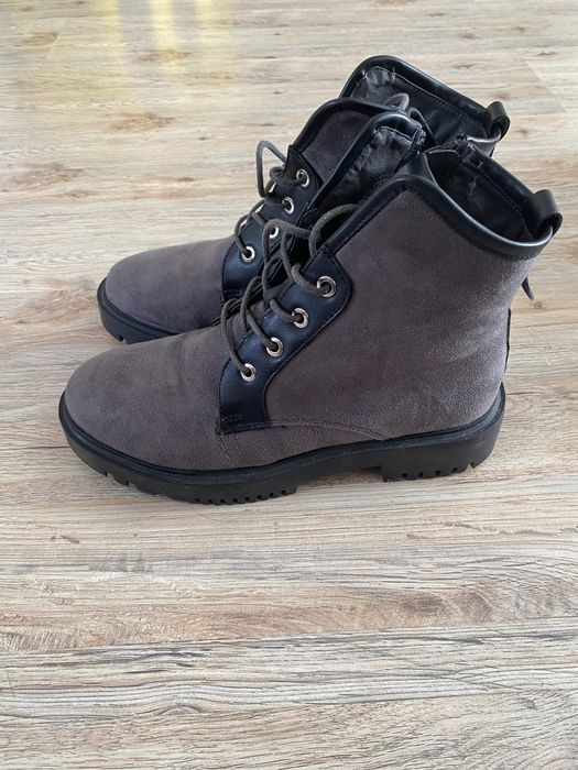 Продам женскую обувь