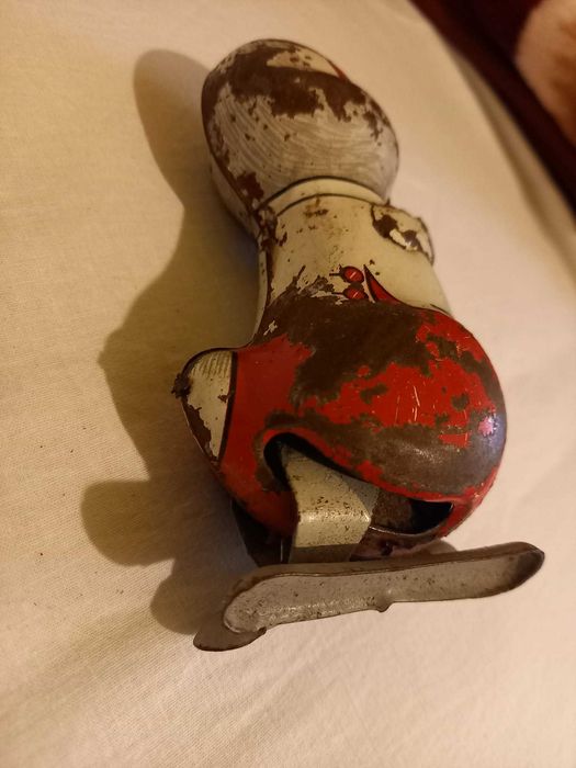 Jucărie veche tablă iepuras Metaloglobus iepuraş