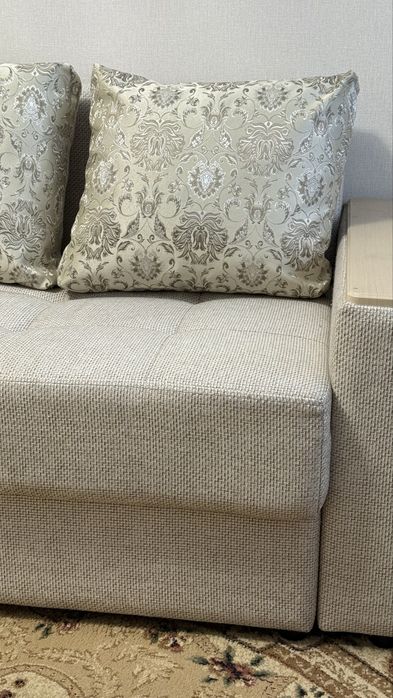 Продам диван  размер  150/96 / раскладной