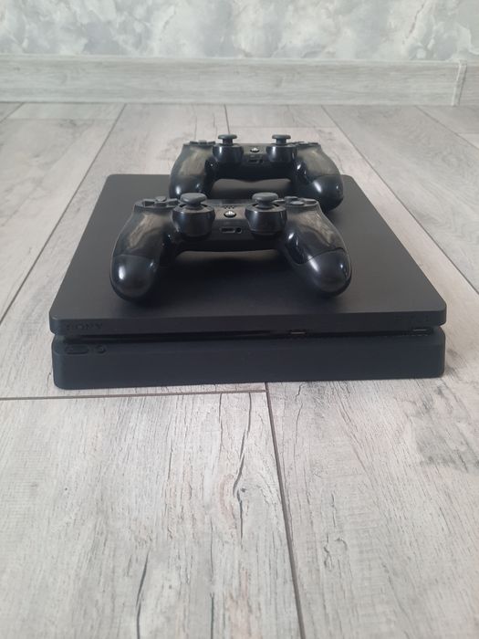 Игровая приставка PS 4, 1тр памяти.