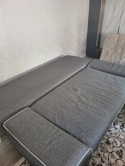 Диван в отличном состоянии