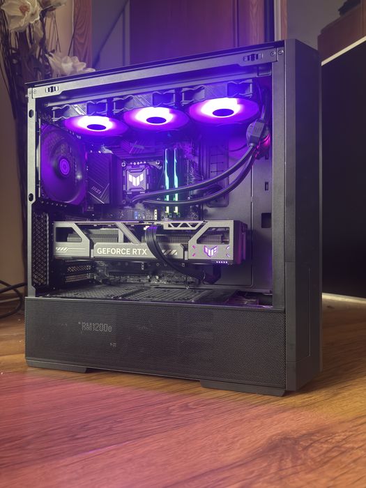 Мощен компютър/ I9 14900K/Водно/64GB/RTX 5080/2TB SSD