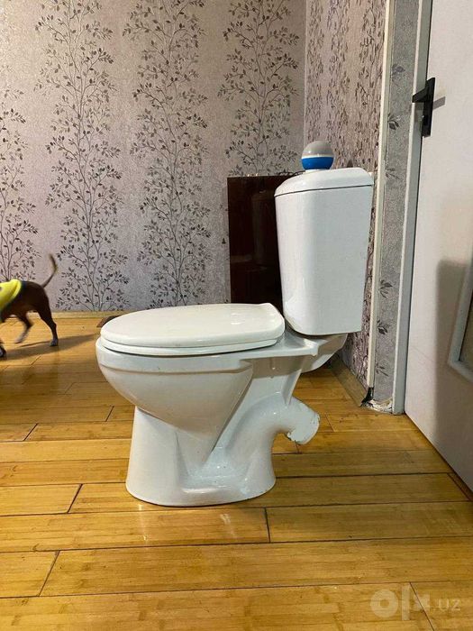 Продается унитаз