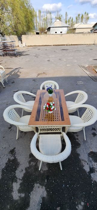 Ratan to'qima stol stul ishlab chiqaruvchidan