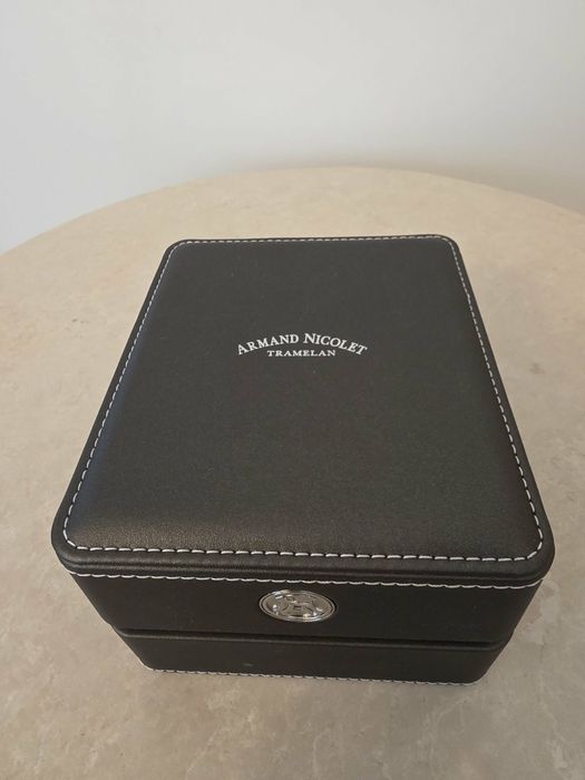 Armand Nicolet  automatic