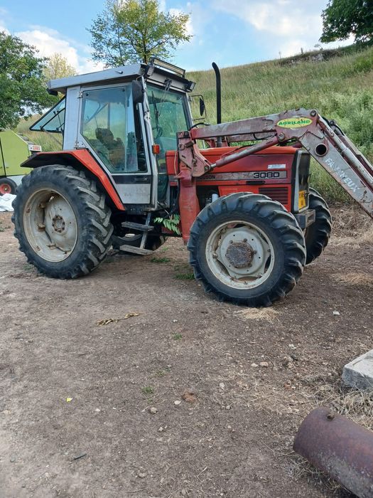 Vând utilaje agricole lichidare ferma