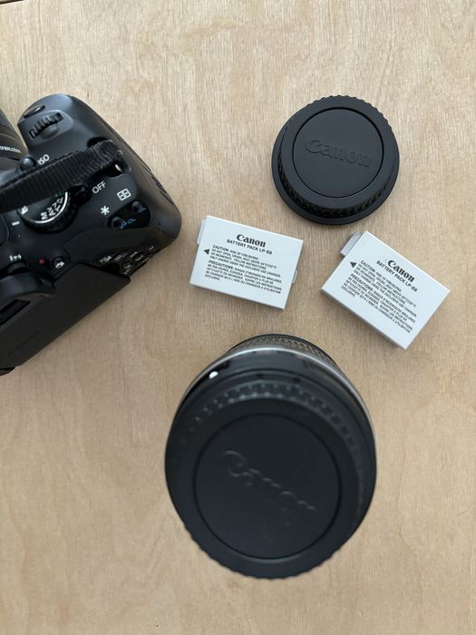 Canon EOS 650D линза EF-S18-200