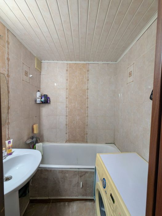 Продаётся 2 комн квартира Детская больница