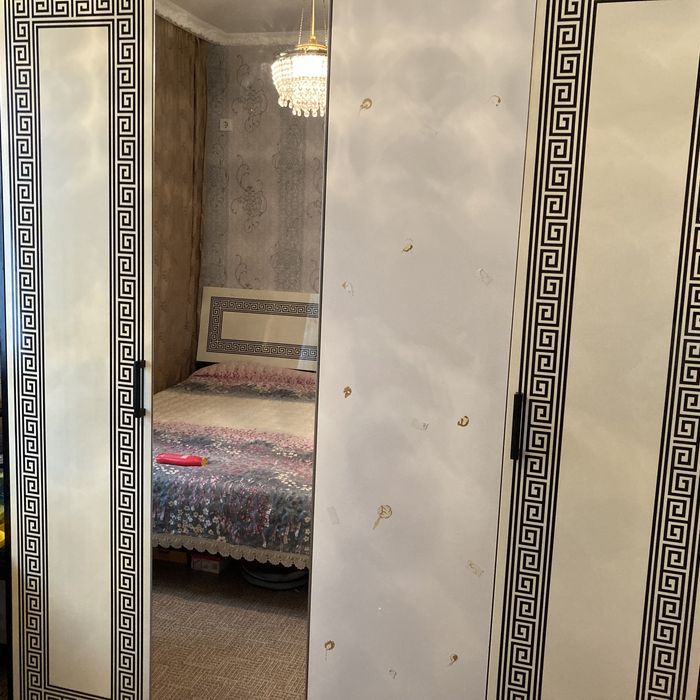 Спальный гарнитур