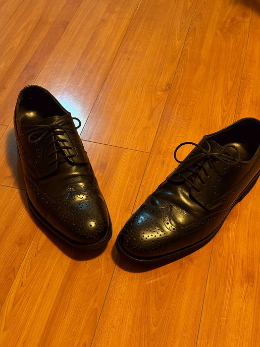 Pantofi model brogue MASSIMO DUTTI ,impecabili mar.42 culoare neagra