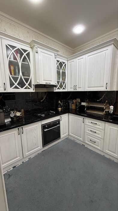 SERGELI da 2-sotix kotej , Yashash maydoni 200 kv