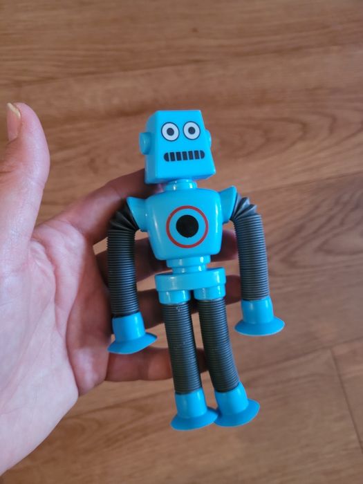 Игрушки Космонавт Робот Пришелец