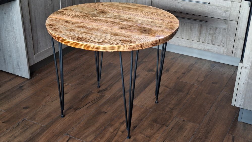 Masă rotundă din lemn masiv, stil industrial-rustic