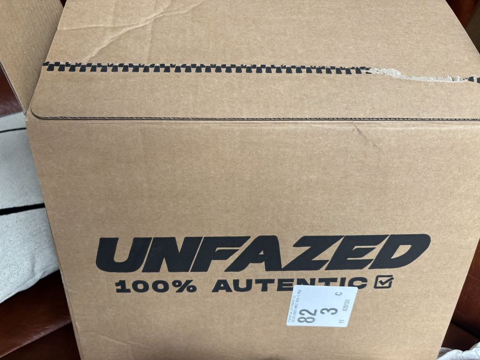 Yeezy 350 v2 static reflective