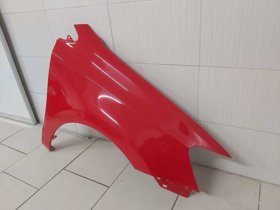 Aripa Fata Dreapta VW Polo 6R 2009-2014 LP3G Rosu