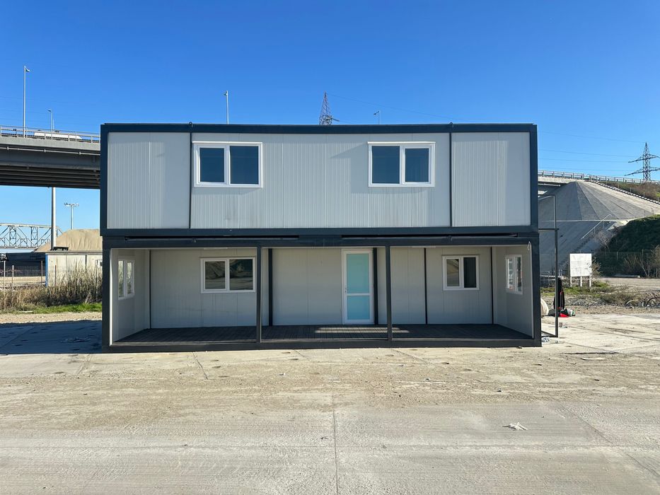 Containere de vanzare