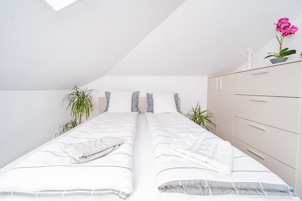 Inchiriez apartament 2 camere in Giroc
