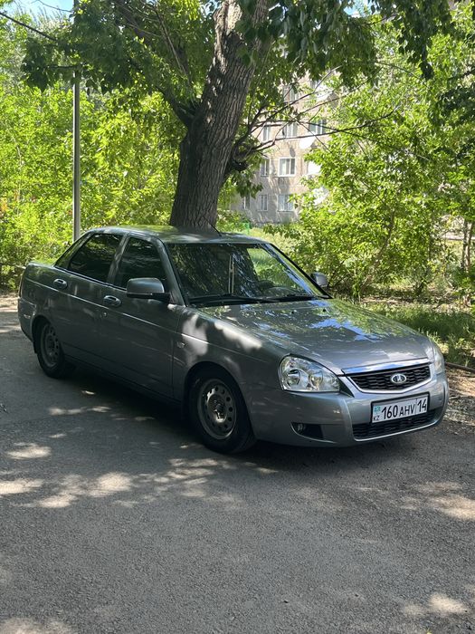 Продам Лада Приора 1
