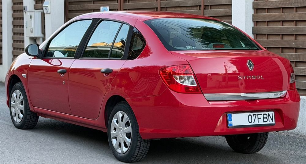 RENAULT Symbol 2011 — imagine 3