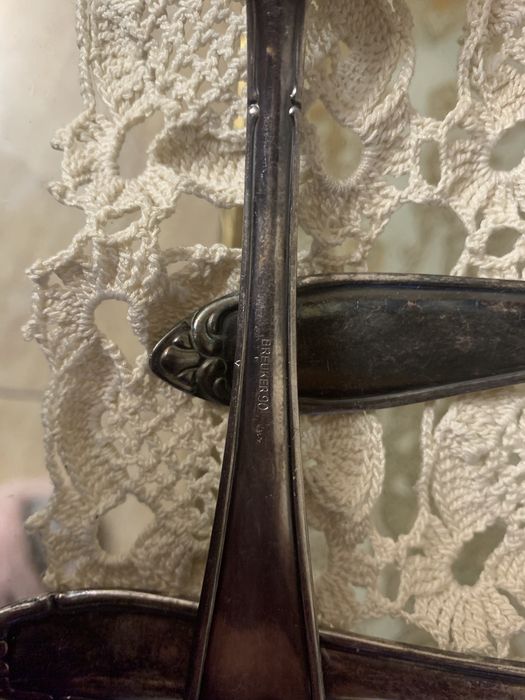 Vand set tacamuri si pahare placate cu argint