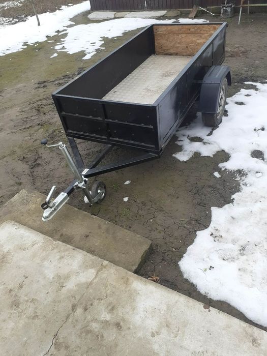 Vând remorcuță auto