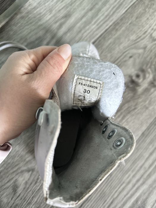 Детские коньки для девочки