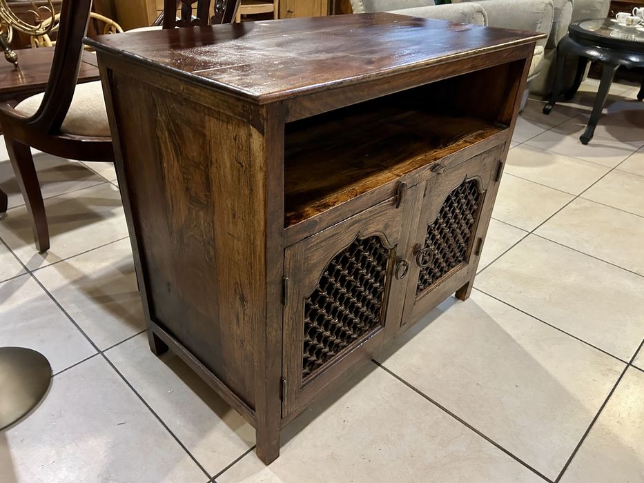 Масивен шкаф Холандия