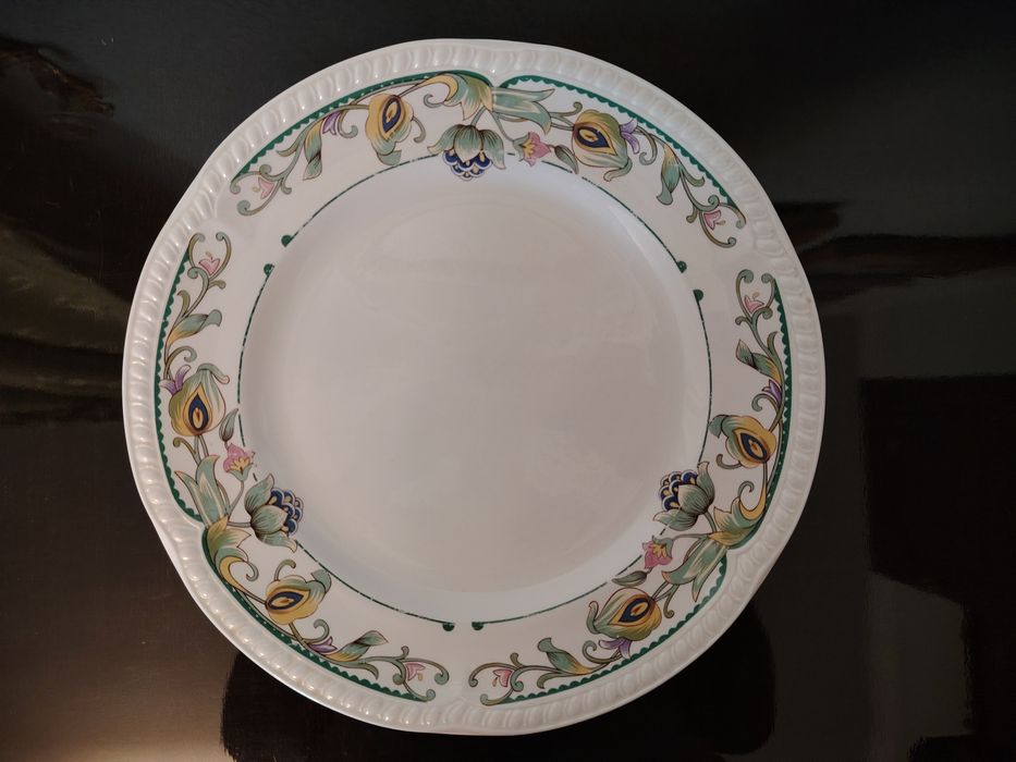 Английская фарфоровая тарелка «Churchill Super Vitrified Hotelware».