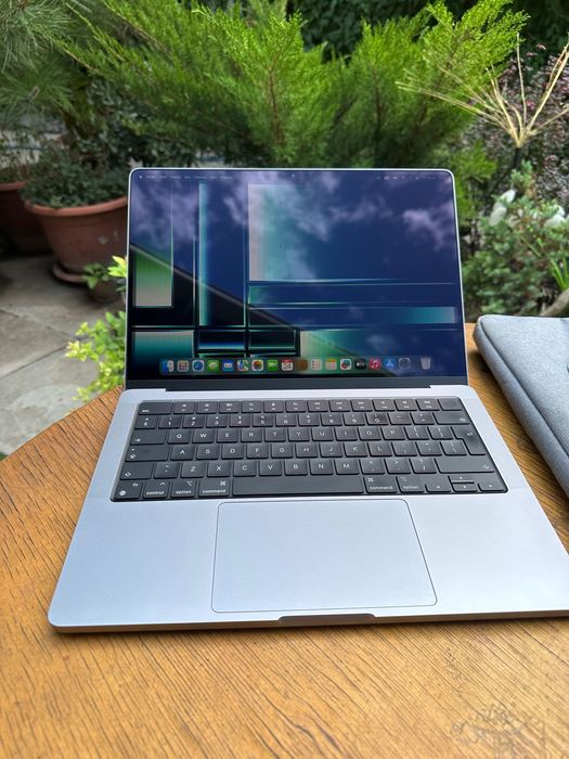 MacBook Pro 14 M2 Pro 16/512