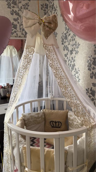 Продам манеж кроватку.