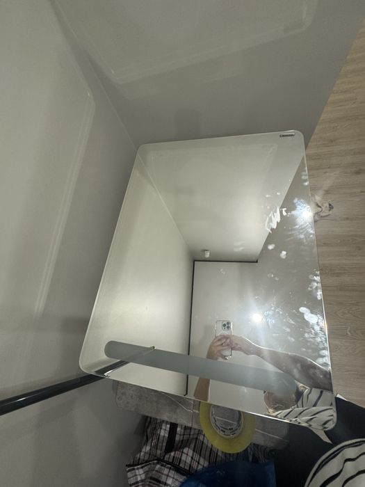 Продам шкаф для ванны с зеркалом отлично качесво