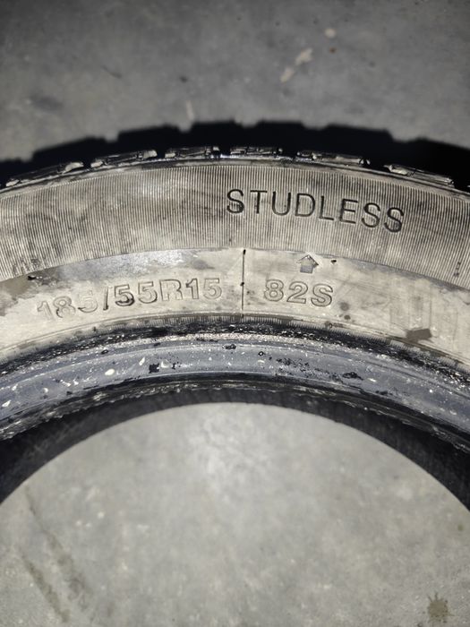 Продам зимние шины 185/55R15