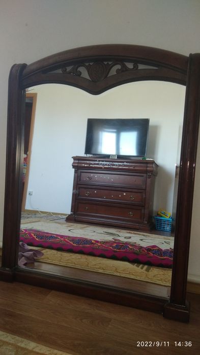 Зеркало от комода