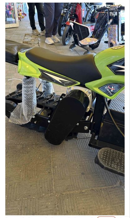 Электрический снегоход с матором