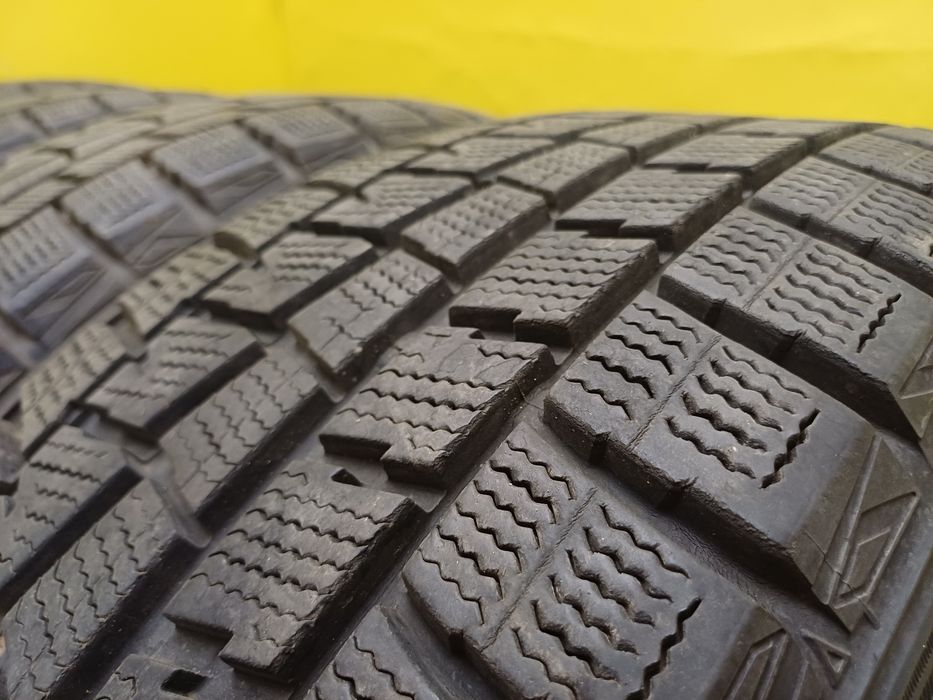 Шины 215 50 R17 DUNLOP комплект
