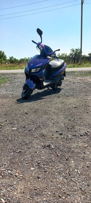 Скутер м8 125 кубов