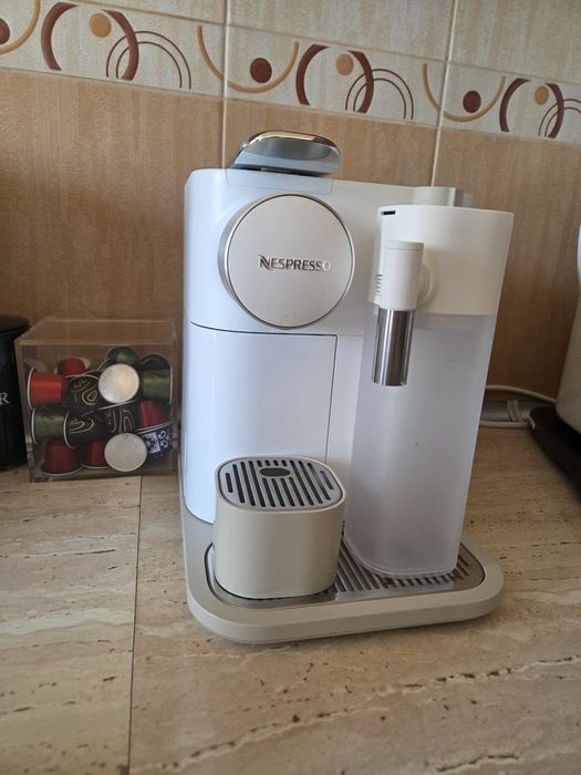 Expresor Nespresso Gran Latissima