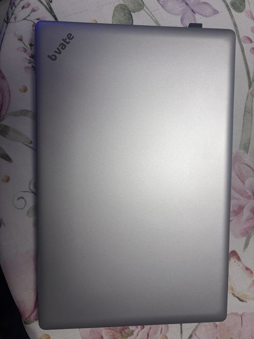 Laptop 14 inch bvate 256gb