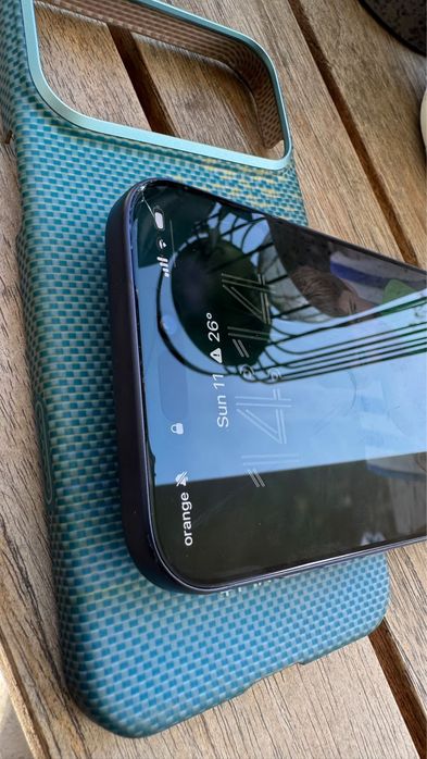 iPhone 17 Pro Max 256 GB – funcțional, display crăpat