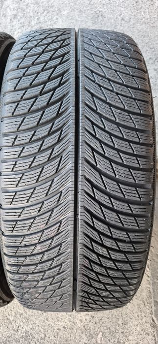 4 anvelope iarna ca si noi Michelin 255/40/21.Pretul este pe bucata.