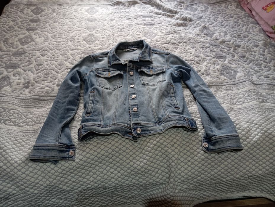 Джинсовая куртка