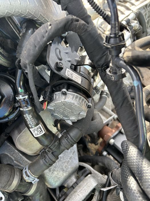 Pompă apă auxiliară Audi A5 4.0 Tdi Mild Hybrid